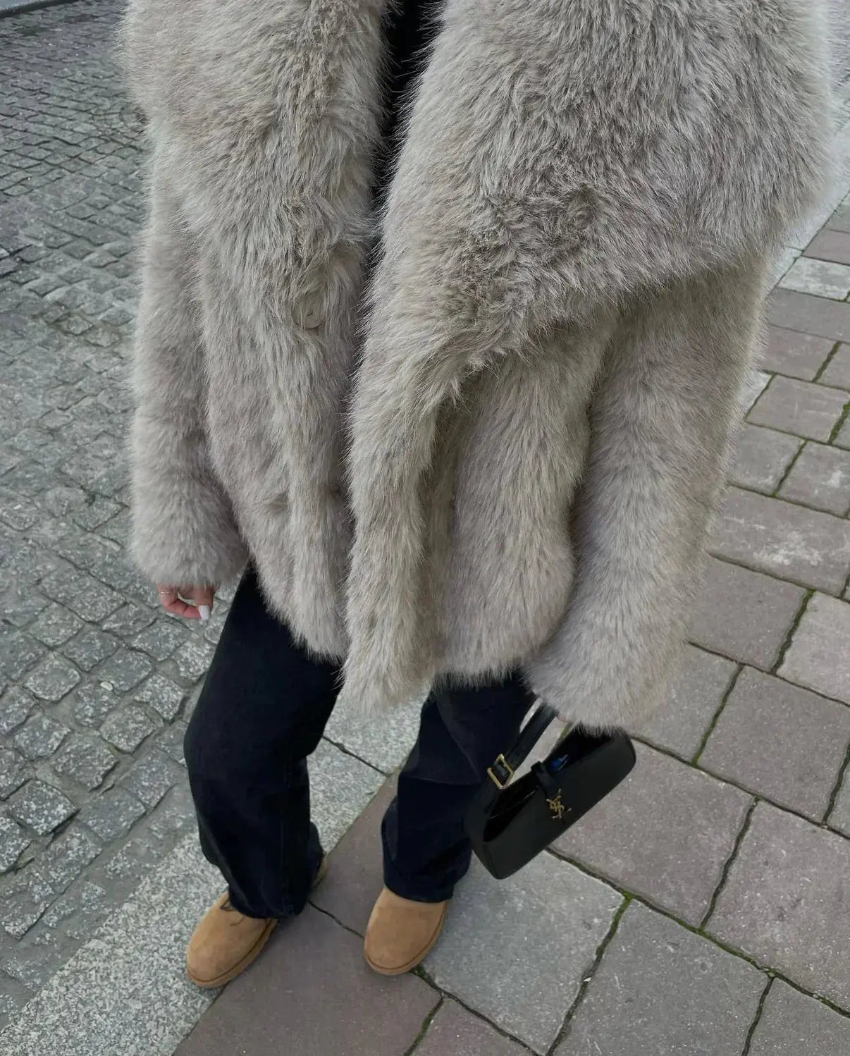 Lilyleeds | Synthetic fur coat