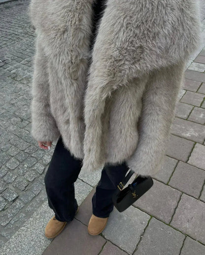 Lilyleeds | Synthetic fur coat