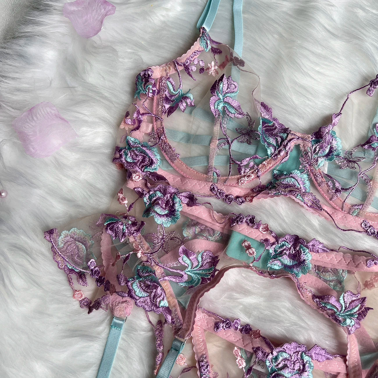 Lilyleeds | Ava's Lingerie Set