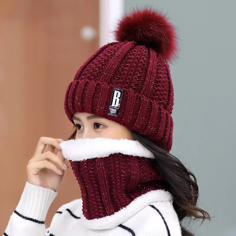 Lilyleeds | Pom-Pom beanie
